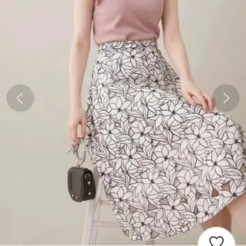 BE RADIANCE 컷워크 레이스 스커트