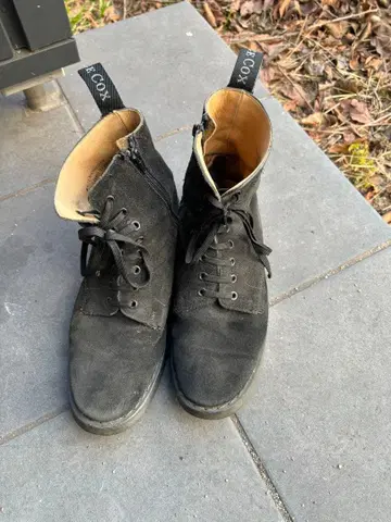 조지 콕스 블랙 스웨이드 부츠