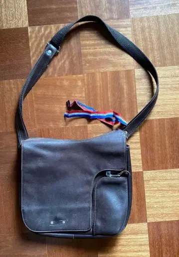 [JEAN LOUIS FOURES] 새상품급 카프 바디백 프랑스제