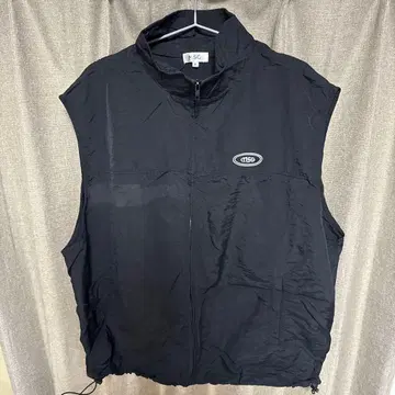 블랙 지퍼 베스트