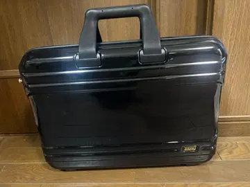 [ 미사용 새상품 ] ZERO HALLIBURTON 아타셰 케이스 블랙