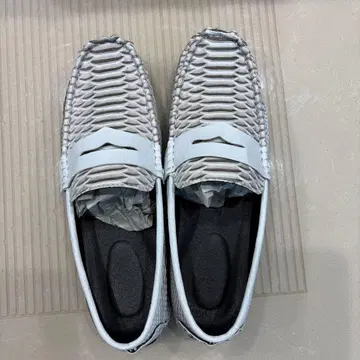 [ 새상품 미사용품 ] 약 26cm, 42인치 남성용 로퍼