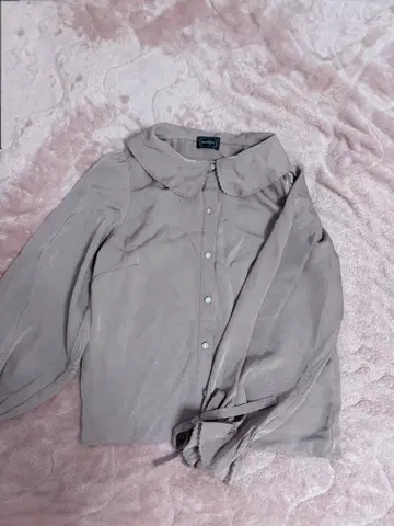 evelyn 카라 부착 긴팔 셔츠 핑크