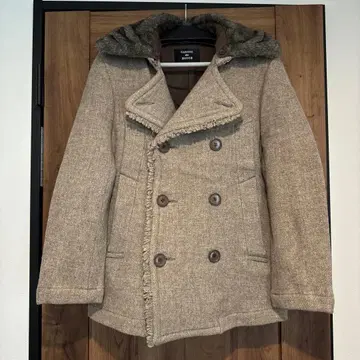 주카 CABANE de ZUCCa 울 피 코트