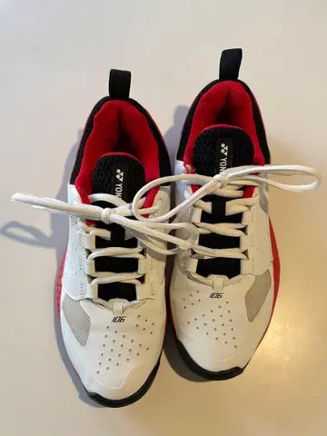 YONEX 파워 쿠션 106. SHT106