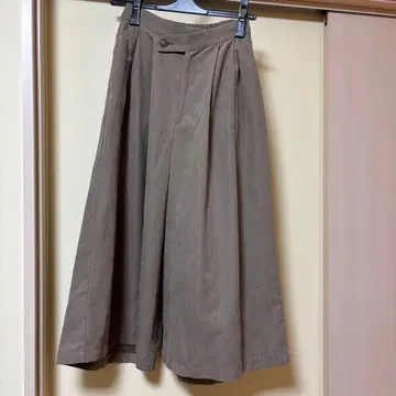 [ 새상품 ] beams 브라운 와이드 레그 가우초 팬츠