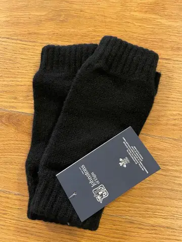 [ 새상품 ] 존스톤스 캐시미어 암워머 블랙