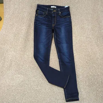 미사용급 MOUSSY WF Rebirth embroidery SKINNY