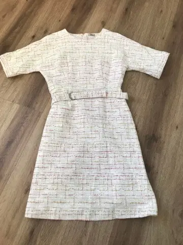 택 없음 새상품 anttis 트위드 원피스 핑크 화이트 화이트