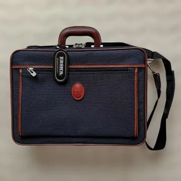 네이비 비즈니스 백 A4 사이즈 대응