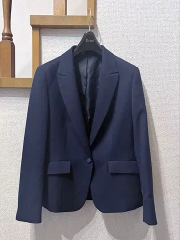 화이트 조라 네이비 수트 자켓 가을/겨울 여성용