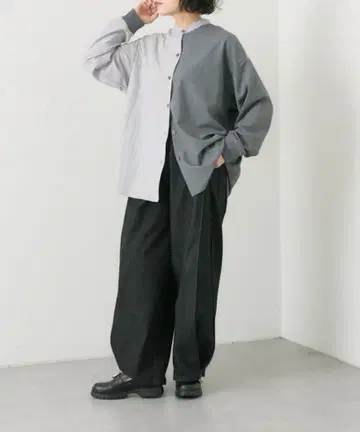 사이드 턱 커브 데님 [ SUM1 STYLE ] 블랙 데님