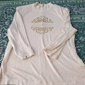 이타리야 La moda Goji 아이보리 7부 소매 T셔츠