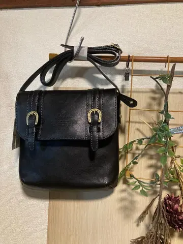 1/4까지 특가! Dakota 더블 벨트 숄더백 블랙