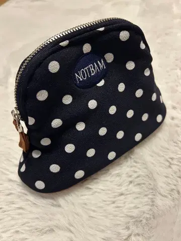 NOTBAM 물방울 패턴 파우치 네이비