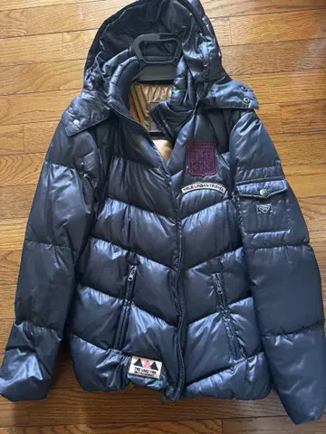 다운 자켓 후드 부착 M 사이즈 사용 빈도 수회