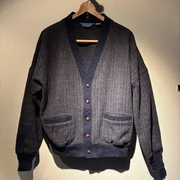 따뜻한 펜들턴 네이비 계열 체크 V넥 가디건