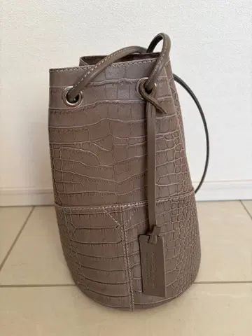 새상품급 MARCO MASI 마르코 마지 이탈리아제 복조리 백 그레이지