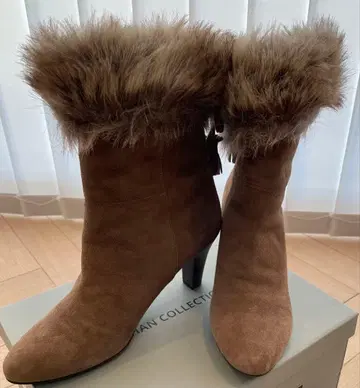 VIVIAN COLLECTION 브라운 퍼 부츠