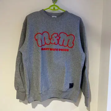 M&M 커스텀 퍼포먼스 맨투맨 L 사이즈