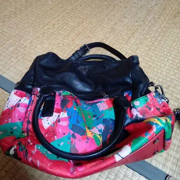 컬러풀 페인트 디자인 숄더백