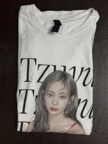 TWICE 쯔위 사녹 셔츠