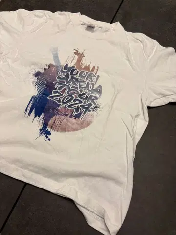 유리 ARENA TOUR 2024 화이트 T셔츠