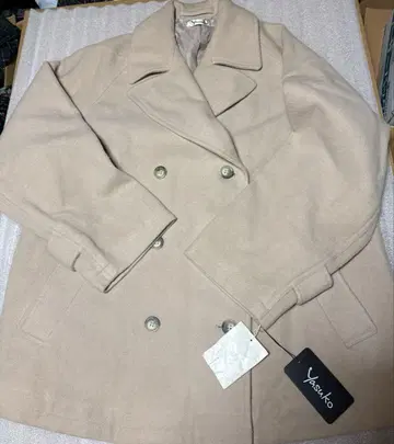 야스코 베이지 계열 코트