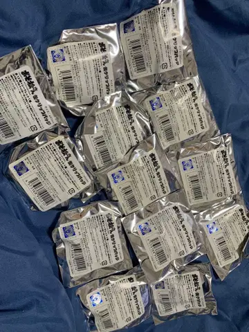 미개봉 새상품 오소마츠 6쌍둥이 캔뱃지 클립 13개