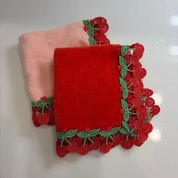 치카자와 레이스 타월 손수건 체리