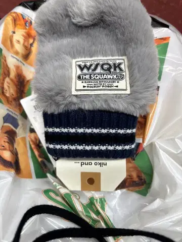 기묘한 이야기 니코앤드 장갑