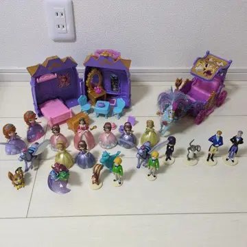 프린세스 소피아 성 마차 피규어