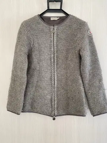 MONCLER 그레이 긴팔 가디건 SX