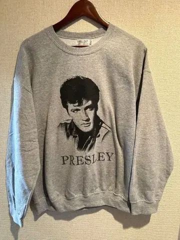 CHILL OUT 엘비스 프레슬리 맨투맨 L