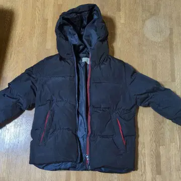 Naughty Dog 후드 부착 블랙 다운 자켓