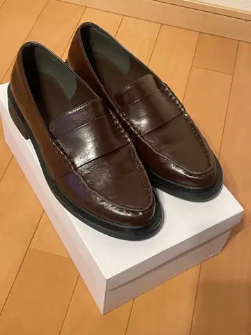 crie conforto 브라운 가죽 로퍼 약 3cm 힐