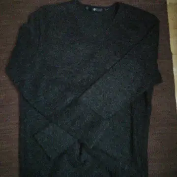 NoID 다크 그레이 니트 스웨터