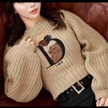 새상품급 Darich 다리치 D베어 벌룬 니트탑 베이지