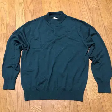 LB.03 다크 그린 니트 스웨터