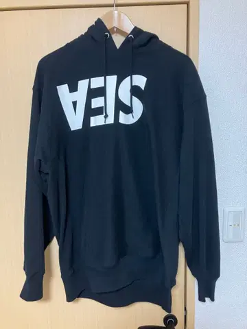 WIND AND SEA 블랙 후드티