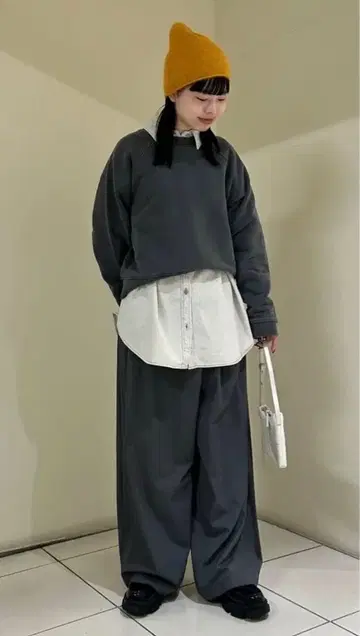 JOURNAL STANDARD 맨투맨 그레이 FREE