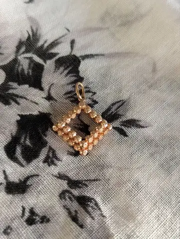 K10 스퀘어형 참 스톤 포함