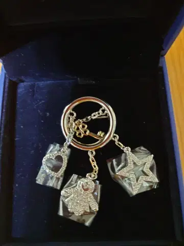 스와로브스키 브로치: 미사용 새상품