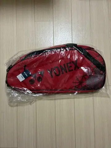 [ 새상품: 정가 8800엔 ] YONEX 라켓백 6개 레드