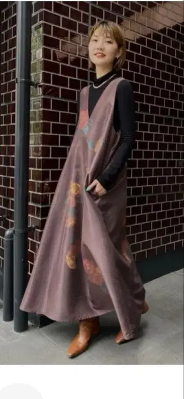 ELLIE 비대칭 플리츠 드레스 ameri