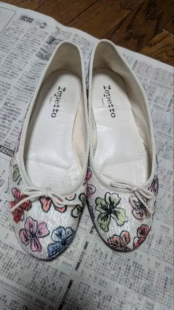 Repetto 꽃무늬 플랫슈즈 사이즈 37 1/2