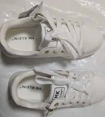 MK KLEIN+ 화이트 스니커즈 M 사이즈