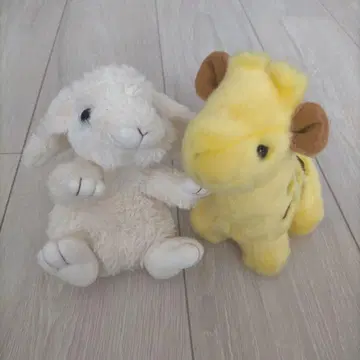 기린과 토끼 봉제 인형 세트