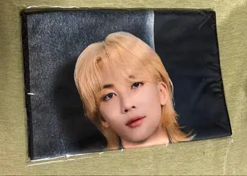 RIGHT HERE BIG PHOTO TOWEL JEONGHAN