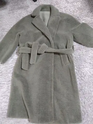 그레이 플리스 로브 스타일 무스탕 코트